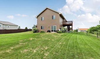 105 Estate Dr, Avon, MN 56310