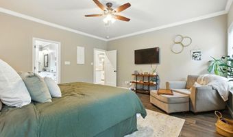 4046 Hampton Dr, Benton, AR 72019