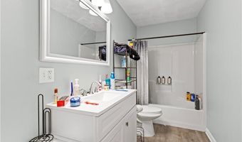 30 Foundry St 6, Central Falls, RI 02863