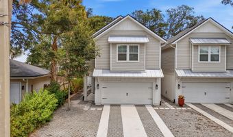 57 SHERRY Dr, Atlantic Beach, FL 32233