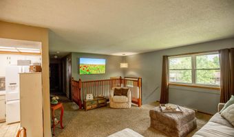 615 W State St, Algona, IA 50511