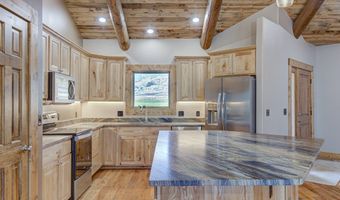 65 Winchester Dr 6, Cody, WY 82414