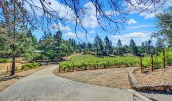 875 White Cottage Rd N, Angwin, CA 94508