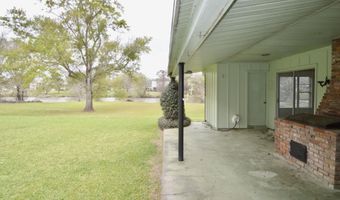 1915 N River Oaks Dr, Abbeville, LA 70510