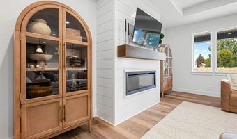 1100 Coventry Ln, Burley, ID 83318