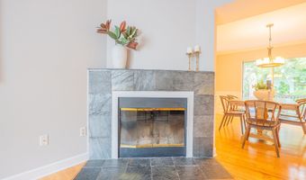 10 South St 68, Danbury, CT 06810
