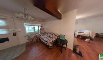 35 Hinshaw St, Arnolds Park, IA 51331