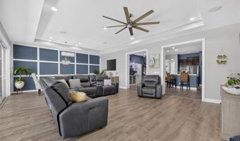 5216 POINT HARBOR Ln, Apollo Beach, FL 33572