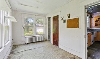 160 Manning Blvd, Albany, NY 12203