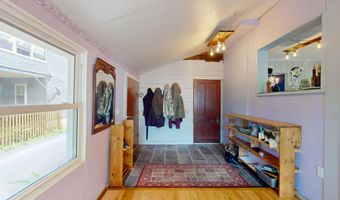 46 Park St, Brandon, VT 05733