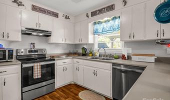 95 Pensacola Ave, Arden, NC 28704