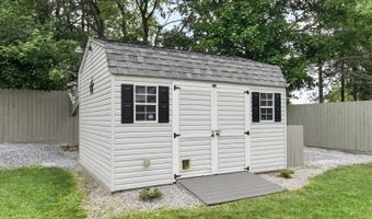 16 Clover Ln, Alloway, NJ 07418