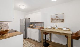 3370 Salt Lake Blvd 204, Honolulu, HI 96818