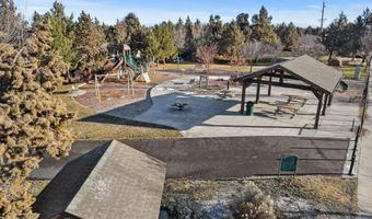 20670 Comet Ct, Bend, OR 97701