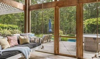 22 Phelan Ct, Amagansett, NY 11930