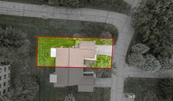 11279 Whispering Creek Dr, Allendale, MI 49401