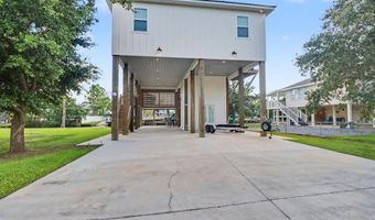 4059 Robin St, Bay St. Louis, MS 39520