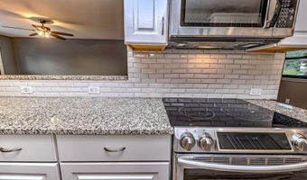 31 Prindle Ave, Ansonia, CT 06401