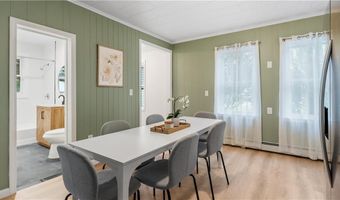 63 Prospect St, Lincoln, RI 02838