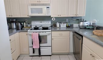 990 Ala Nanala St 22B, Honolulu, HI 96818