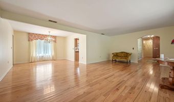 26 WINGED FOOT Ct, Dover, DE 19904