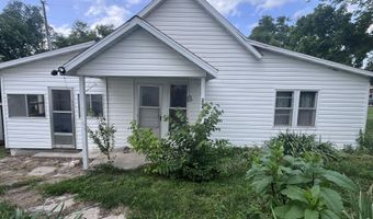 107 N Lister St, Ava, MO 65608