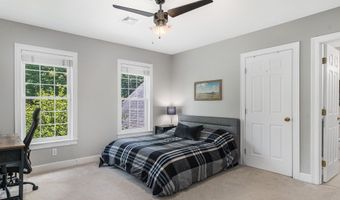 11 Mcafee Farm Rd, Bedford, NH 03110
