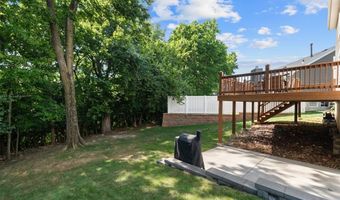 1537 Greenfield Crossing Ct, Ballwin, MO 63021