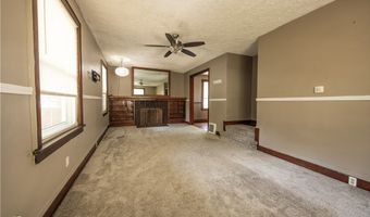 566 Lindell St, Akron, OH 44305