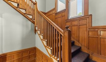 543 Newport Ave, Attleboro, MA 02703