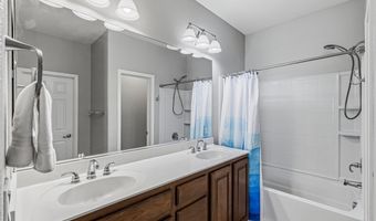 11489 Belmont Lake Dr 102, Las Vegas, NV 89135