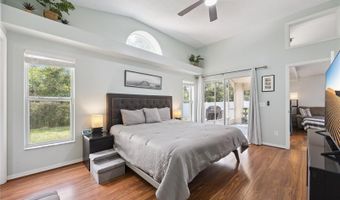 1047 ROYAL OAKS Dr, Apopka, FL 32703