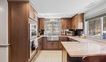 93 Island View Rd, Acton, ME 04001