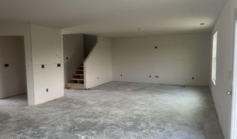 94 Coachman Ln, Autryville, NC 28318