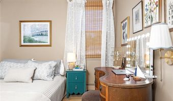 9 Kiki Cir, Cranston, RI 02921