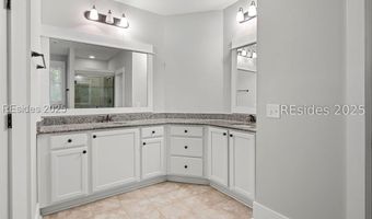 5 Nandina Ct, Bluffton, SC 29910