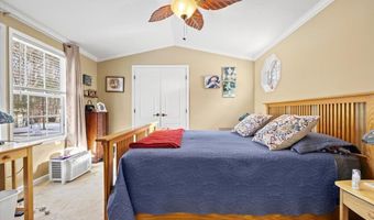 72 Golden Era Cir, Alfred, ME 04002