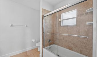 924 Bunker View Dr, Apollo Beach, FL 33572