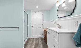 13 Canton Valley Cir, Canton, CT 06019