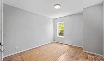 27 Sunview Cir, Arden, NC 28704