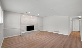 100 OAK Dr, Annapolis, MD 21403