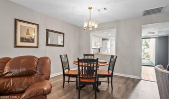 1 Marsh Harbor Dr A, Beaufort, SC 29907