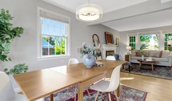 2911 EDGEHILL Dr, Alexandria, VA 22302