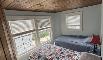 112 Limewood Ave, Branford, CT 06405