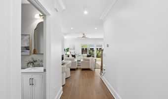 608 Pilot St, Beaufort, SC 29902
