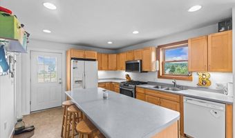 580 River Rd, Cambridge, VT 05464