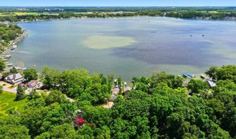 3020 W Sycamore Beach Rd, Angola, IN 46703