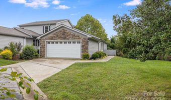 38 Holiday Dr, Arden, NC 28704