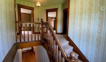 319 N 10th St, Atchison, KS 66002