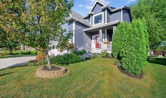 1734 S 11th St, Adel, IA 50003